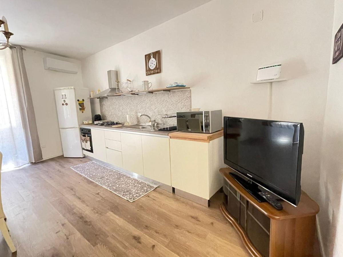 A Casa Di Elena Apartment ปาแลร์โม ภายนอก รูปภาพ