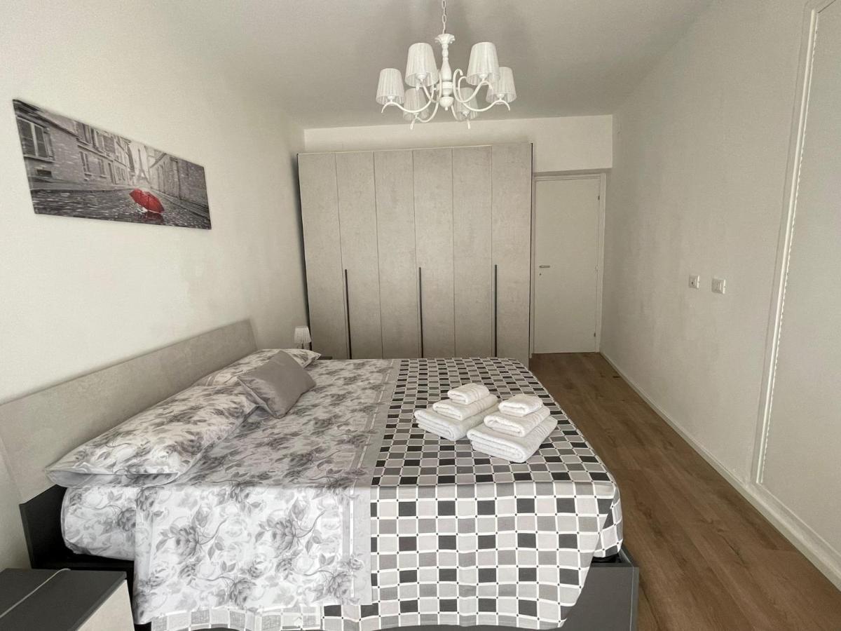 A Casa Di Elena Apartment ปาแลร์โม ภายนอก รูปภาพ