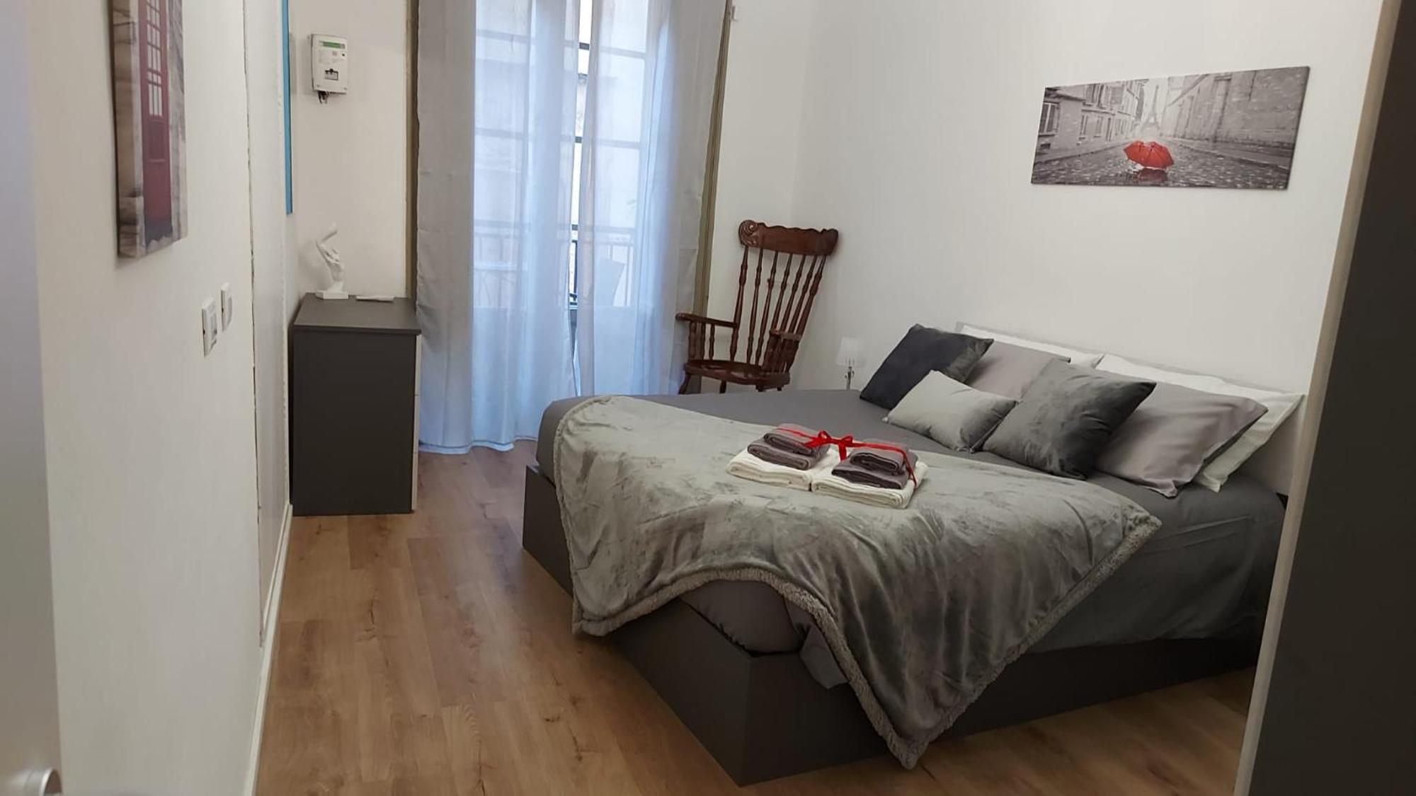 A Casa Di Elena Apartment ปาแลร์โม ภายนอก รูปภาพ