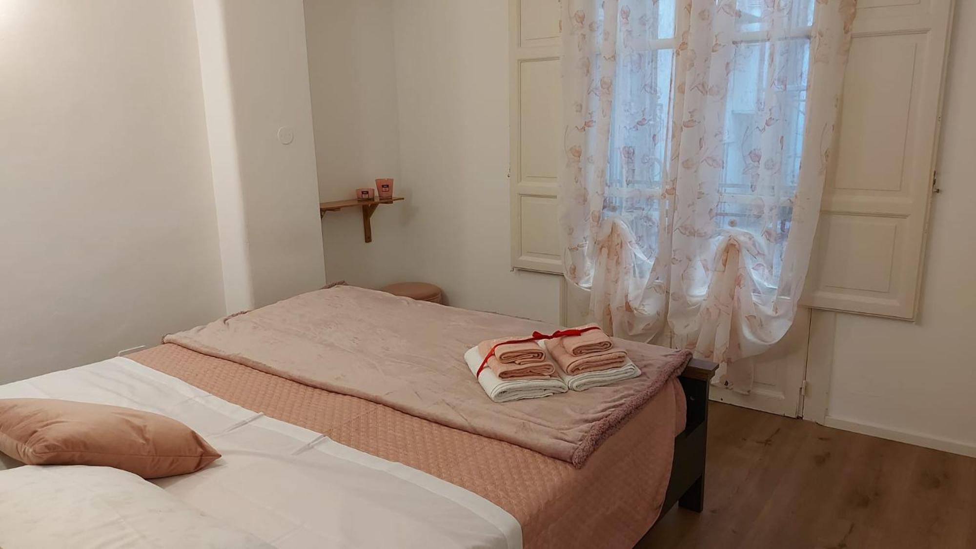 A Casa Di Elena Apartment ปาแลร์โม ภายนอก รูปภาพ