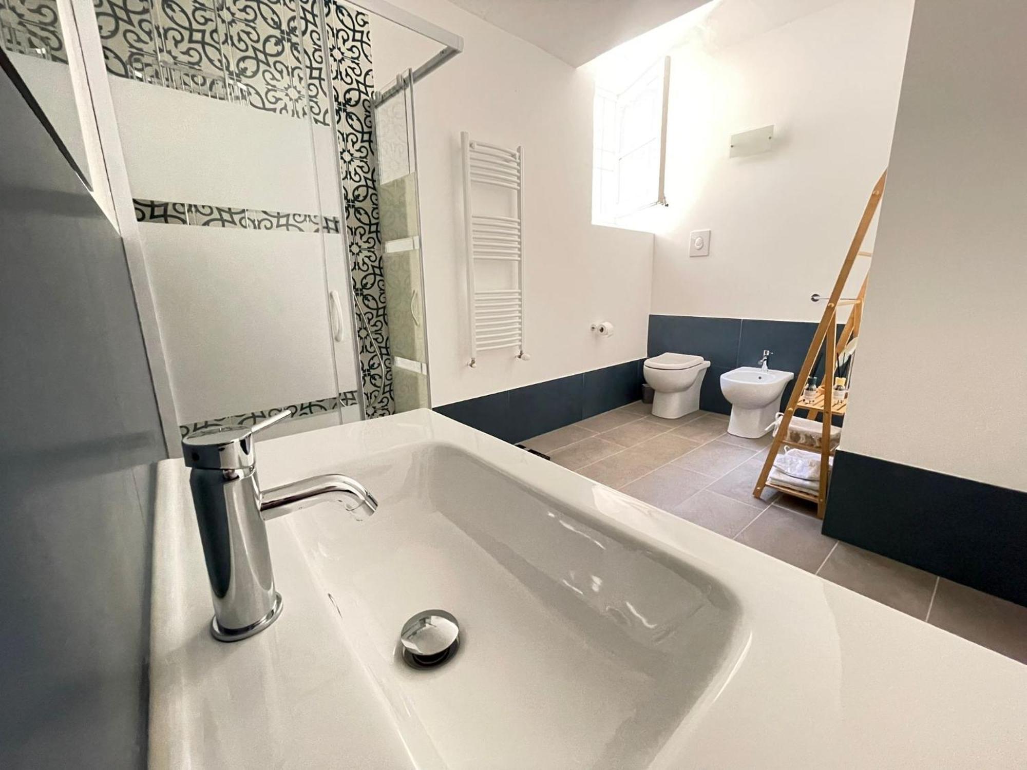 A Casa Di Elena Apartment ปาแลร์โม ภายนอก รูปภาพ